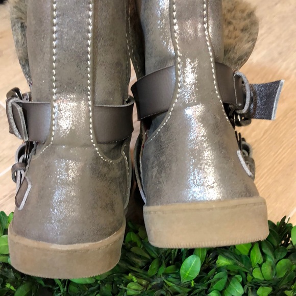 Blowfish Fur Lined Ankle Boots - Picture 7 of 8